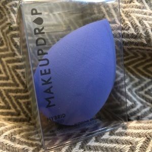 Makeup Drop Blending Sponge